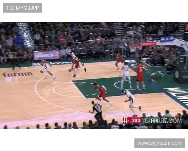 2019年NBA常规赛火箭队对阵雄鹿队精彩回顾与赛后分析